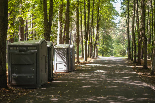 Best VIP or Luxury Restroom Trailers  in Garnet, CA