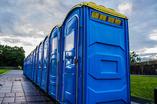 Best Restroom Trailer for Weddings  in Garnet, CA